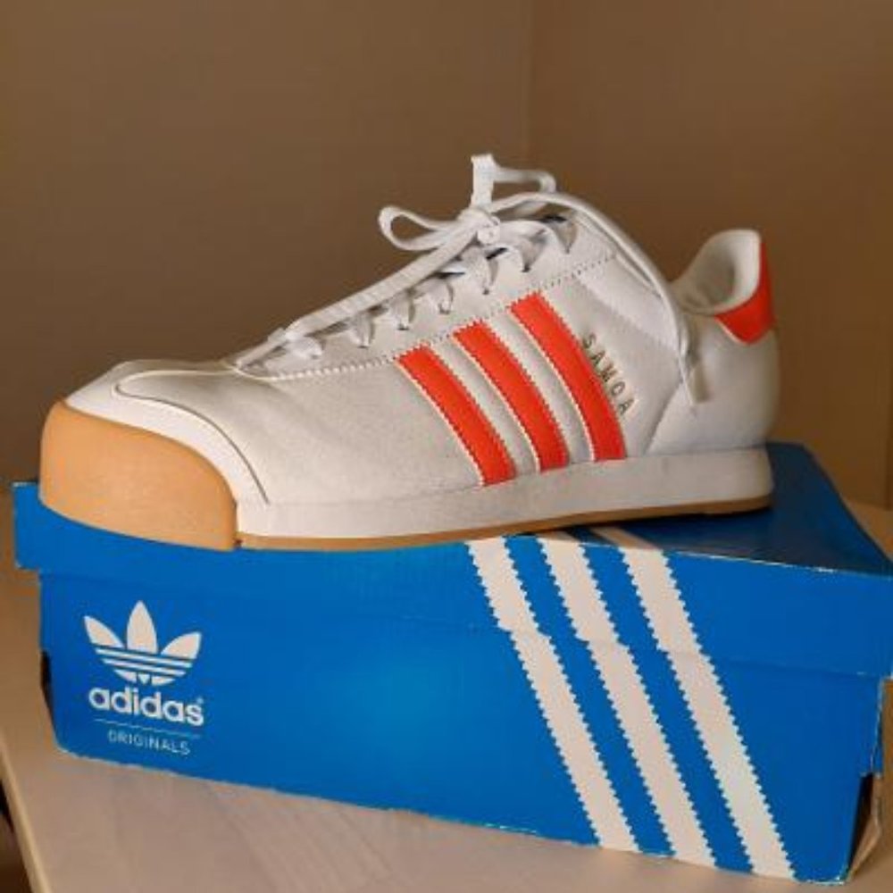 Adidas Samoa White w/ 3 SolRed Stripes Sneakers